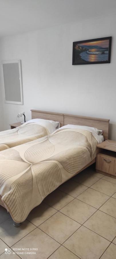 Apartment For Holidays In Pula Luaran gambar