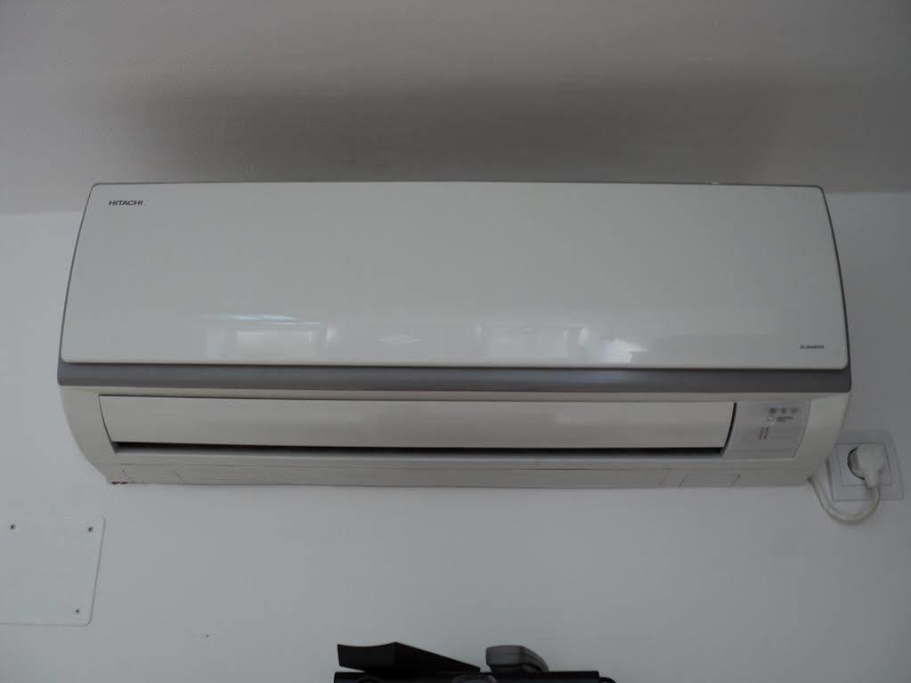 Apartment For Holidays In Pula Luaran gambar